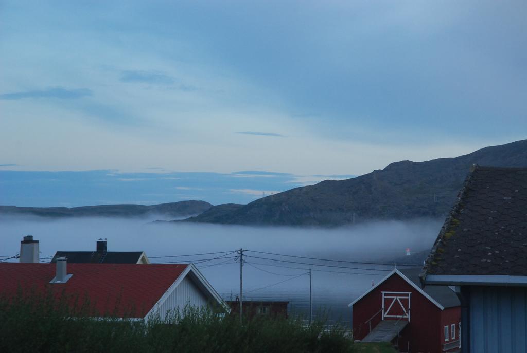Kongsfjord Holiday Home Exterior photo