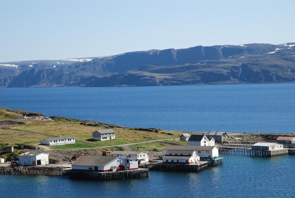 Kongsfjord Holiday Home Exterior photo